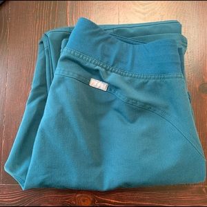 Figs Livingston Scrub Pant size small